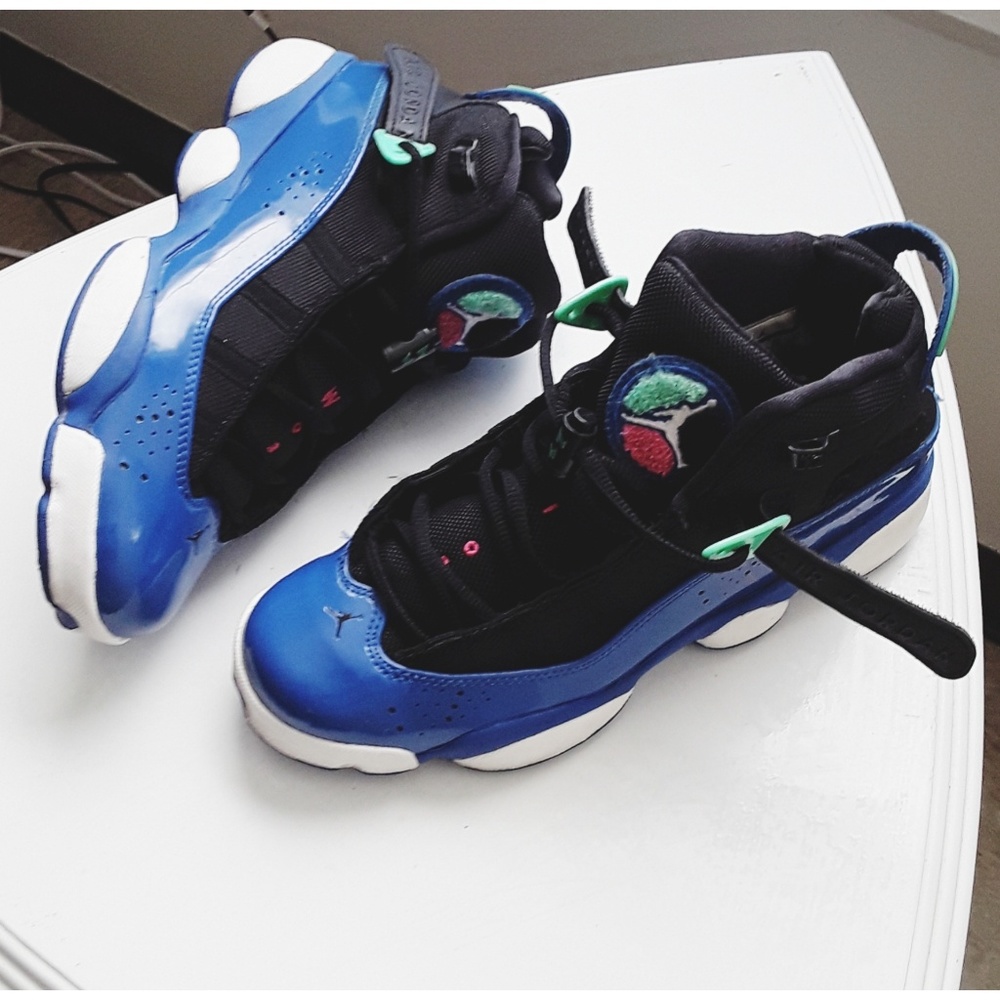 JORDAN'S